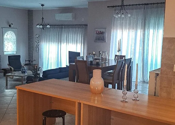 Panorama View * Aígio